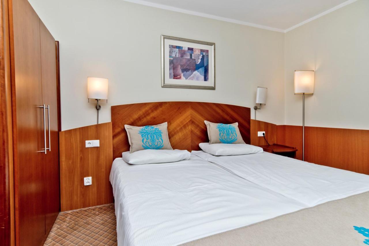 Domaro Guest house